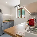 Monbuhim Twin Апартаменты *